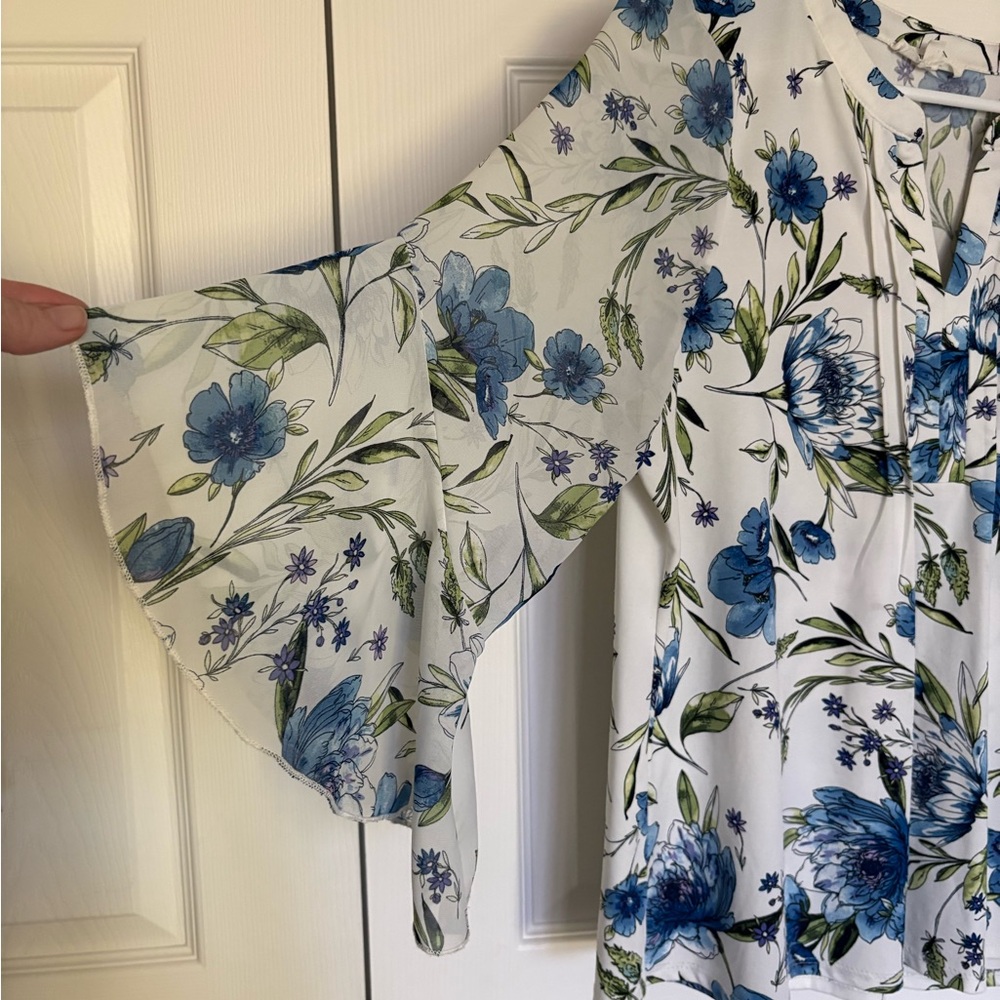 PerSeption Concept White Blouse with Blue Floral Print - Picture 3 of 4